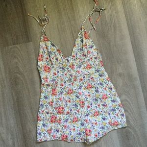 Forever 21  Romper V Cut Floral  Size M